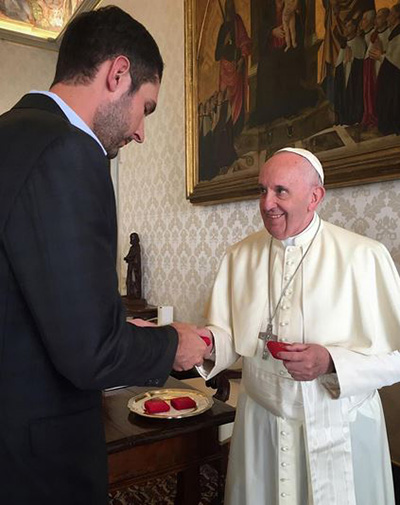 Папа Римский Франциск присоединился к Instagram