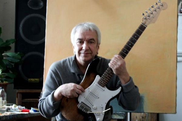 В Уфе от рака скончался первый гитарист «ДДТ»