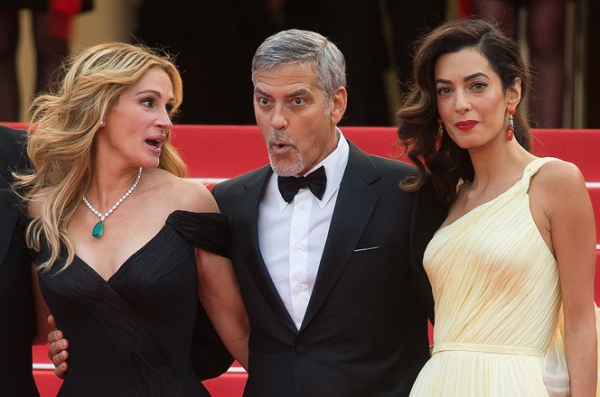 Трое в Каннах: Джулия Робертс с Джорджем и Амаль Клуни