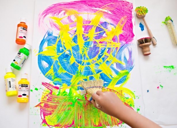 Как с ребенком нарисовать абстрактную картину за 5 минут