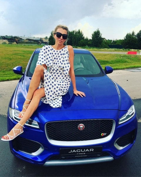Светлана Бондарчук стала обладательницей роскошной машины
