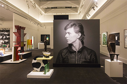 Выставка Дэвида Боуи установила рекорд