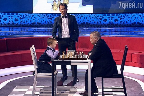 ВИДЕО: Звезда проекта «Лучше всех» начал шахматную карьеру в два года