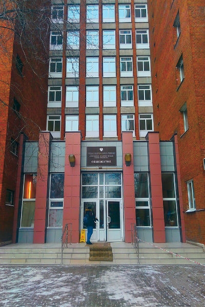 Звезда «Голоса» Эмиль Кадыров отказывается переезжать из общежития