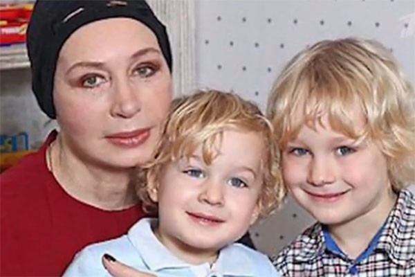 Татьяна Васильева начала общаться с экс-невесткой и внуками