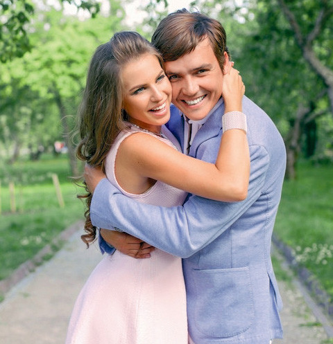 Саша Артемова и Евгений Кузин готовят шикарную свадьбу в Греции