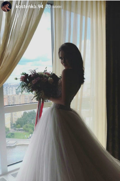 Анастасия Костенко примерила свадебное платье