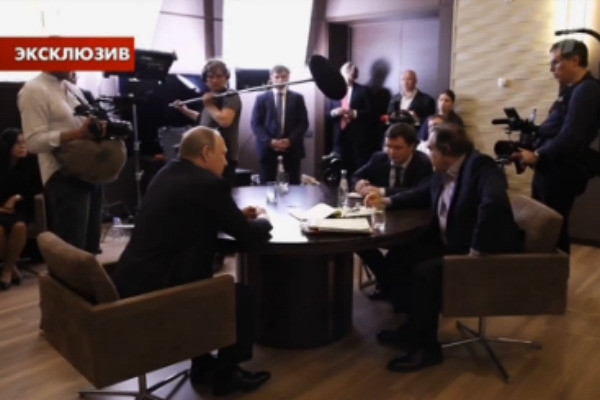Оливер Стоун раскрыл тайны интервью с Владимиром Путиным