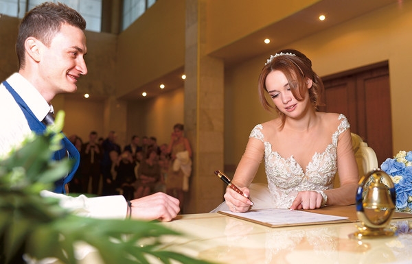 Диана Шурыгина решилась на пластику груди после свадьбы