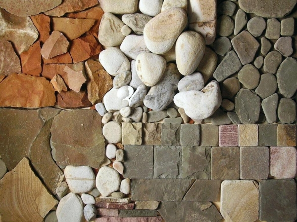 Как используется природный камень в формировании интерьера