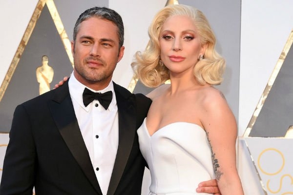 Леди Гага впервые решилась признаться, почему она рассталась со своим женихом Тейлором Кинни