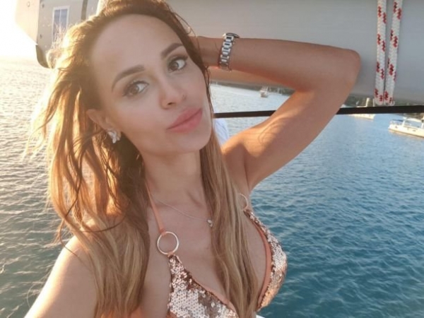 Анна Калашникова случайно стала богаче на миллион рублей