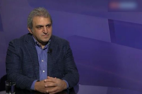 Журналисты спровоцировали проблемы с психикой у Армена Джигарханяна