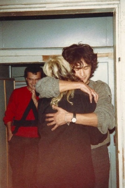 Джоанна Стингрей показала фото с Борисом Гребенщиковым и другими рок-легендами
