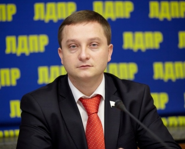 В Госдуме собираются запретить въезд в Россию ряду украинских исполнителей