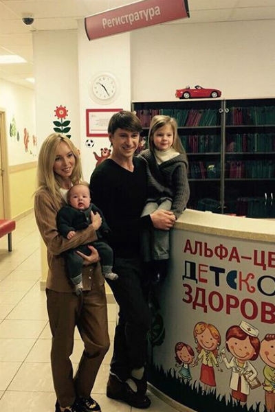 Дочь Тотьмяниной и Ягудина спасли врачи