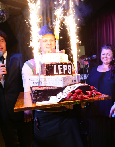 Григорий Лепс отпраздновал день рождения своего караоке-бара