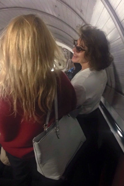 Фанни Ардан спустилась в московское метро