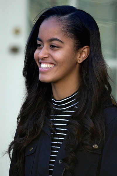 Малия Обама будет год на каникулах: дочь президента США пойдет в Гарвард только в 2017 году