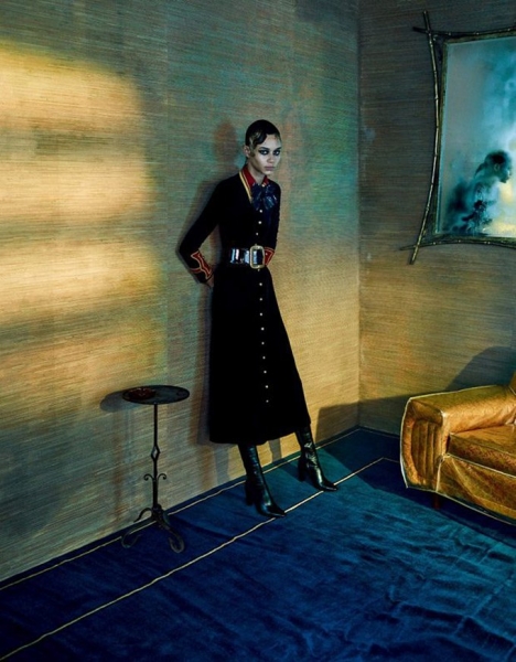 Бинкс Уолтон отправилась в морское путешествие на страницах Vogue