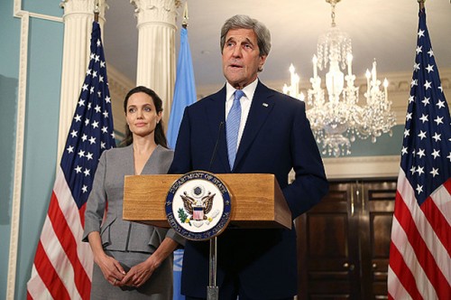 Анджелина Джоли вступилась за беженцев в Государственном департаменте США