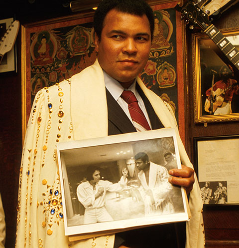 Звезды скорбят о смерти боксера Мохаммеда Али