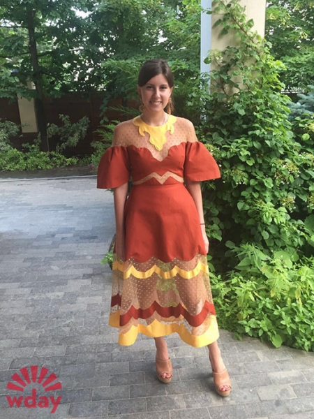 Дочь Валерия Меладзе надела на выпускной платье старшей сестры