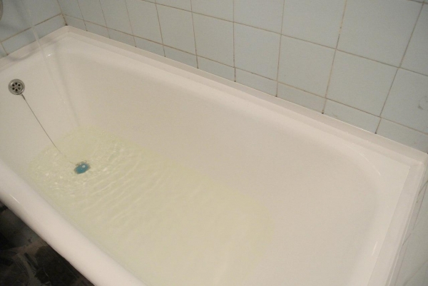 Реставрация старой ванны жидким акрилом своими руками