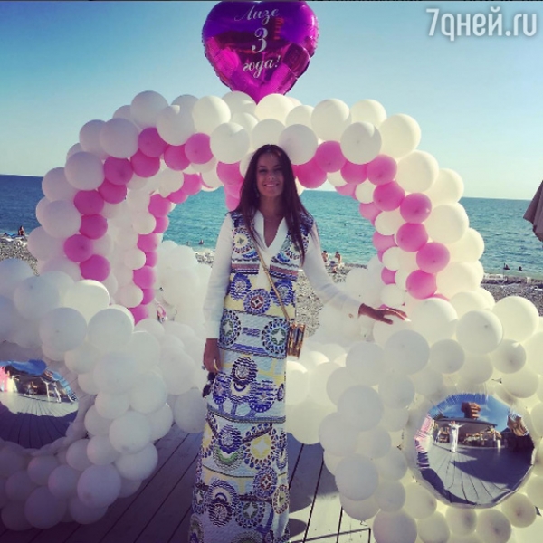 Оксана Федорова необычно отпраздновала день рождения дочки
