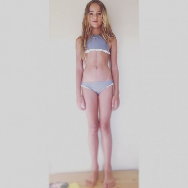 Маму 10-летней модели осудили за фото дочери в нижнем белье