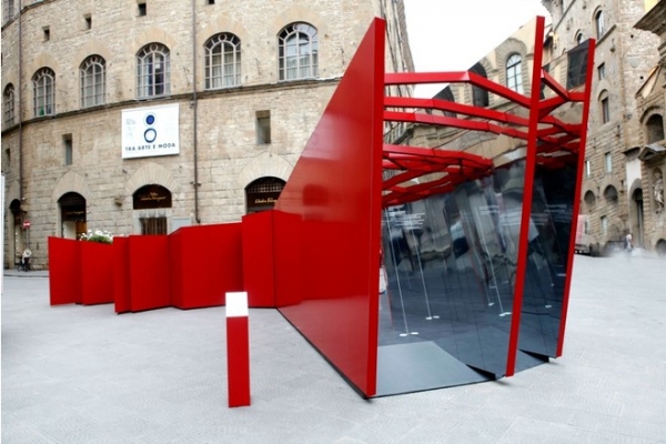 Арт-инсталляция Salvatore Ferragamo появилась в центре Флоренции