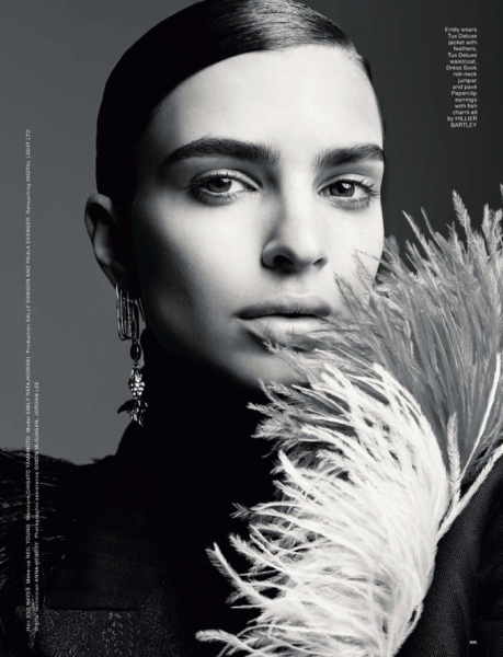 Эмили Ратажковски позирует в непривычном образе для LOVE Magazine