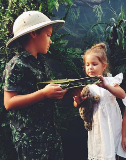 Алена Водонаева устроила сыну вечеринку в джунглях