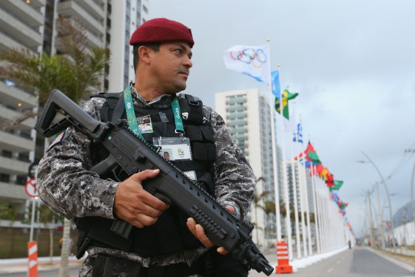 Вся правда об Олимпиаде в Рио: очереди за едой, проверки на допинг и воровство
