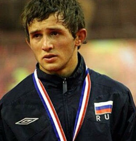 Погибшего российского спортсмена лишили олимпийской медали