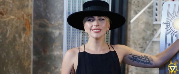 Леди Гага представила клип на песню «Perfect Illusion»