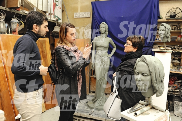 Скульпторы создали памятник Жанне Фриске. ПЕРВЫЕ ФОТО