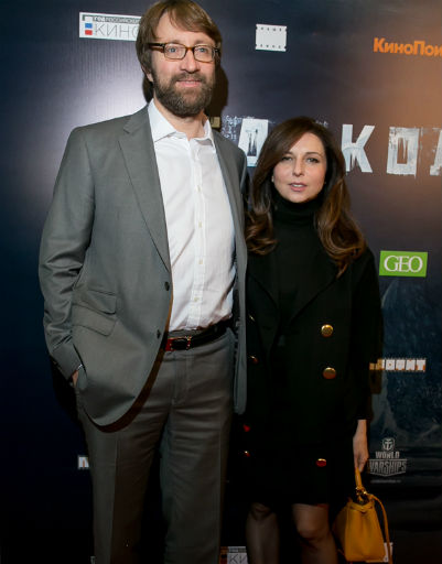 Семья поддержала Анну Михалкову на премьере «Ледокола»