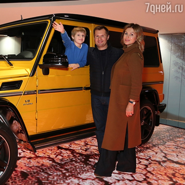 Валерий Меладзе посетил салон элитных авто