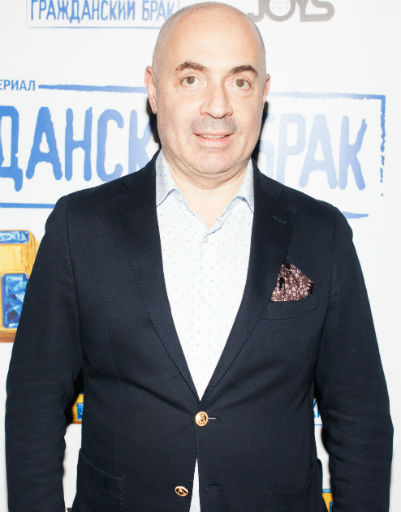 Павел Прилучный и Агата Муцениеце показали страсть на премьере