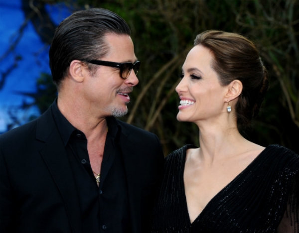 Джоли запрещала Питту общаться с женщинами