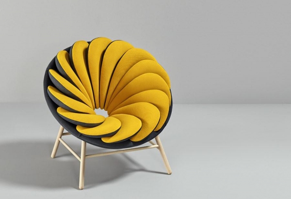 Необычное кресло, похожее на цветок