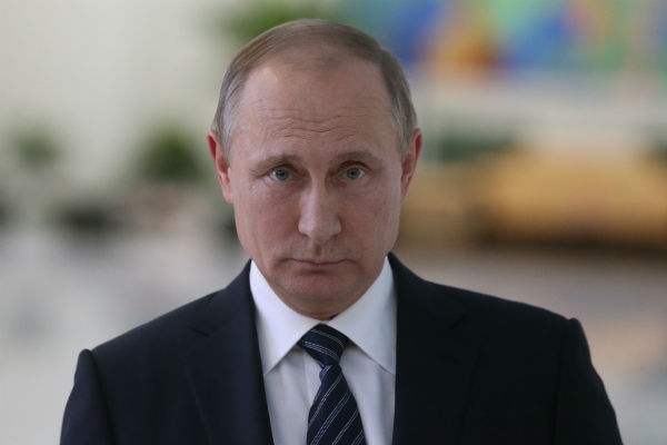 Владимир Путин сделал подарок сыну солистки группы «Стрелки»
