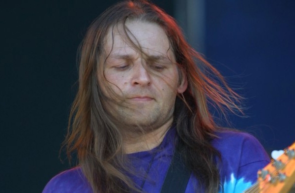 Басист группы Гарика Сукачева «Неприкасаемые» скончался от рака
