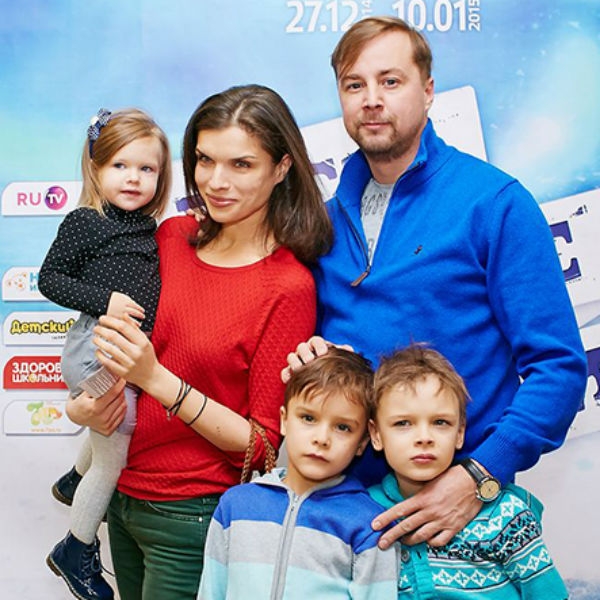 Трагедия звезды «Дня выборов» Анны Азаровой: врачи спасают зрение ее сыну