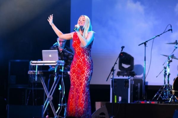 Виктория Ланевская приняла участие в концертах "Шансон Года" 2017 в Германии