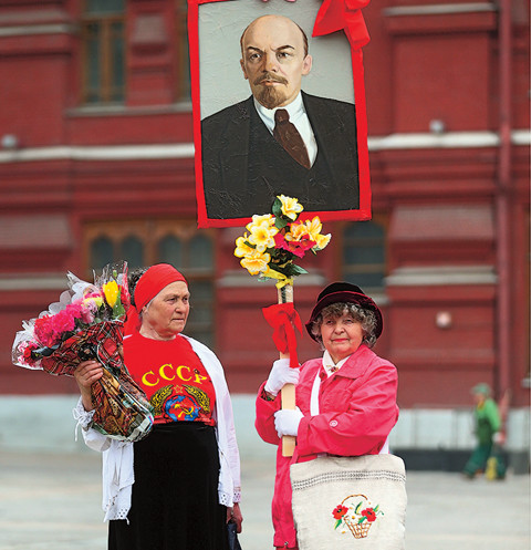 Перезахоронение Владимира Ленина вызвало споры в Госдуме