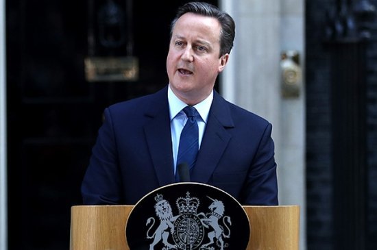 Экс-премьер Великобритании Дэвид Кэмерон угодил в скандал из-за носков