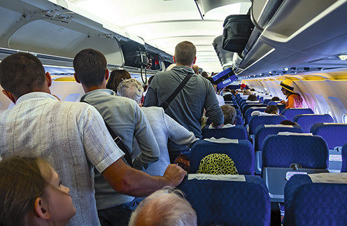 Пристегните ремни: рекомендации бортпроводника, как избежать травм во время полета