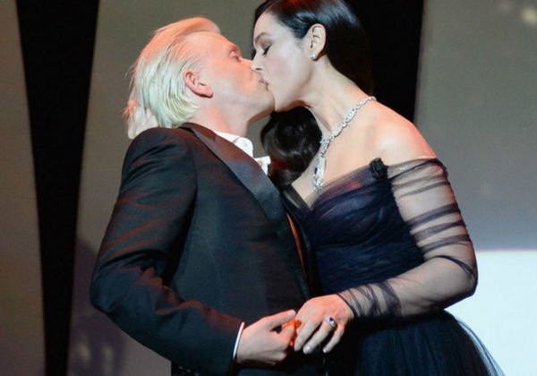 Моника Белуччи поразила страстным поцелуем на открытии Каннского кинофестиваля